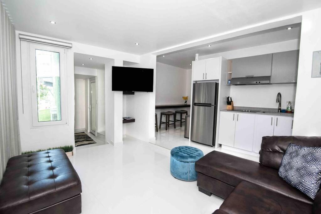 Modern 2Br With Kingbed In The Heart Of Isla Verde Strip Apartman San Juan Kültér fotó