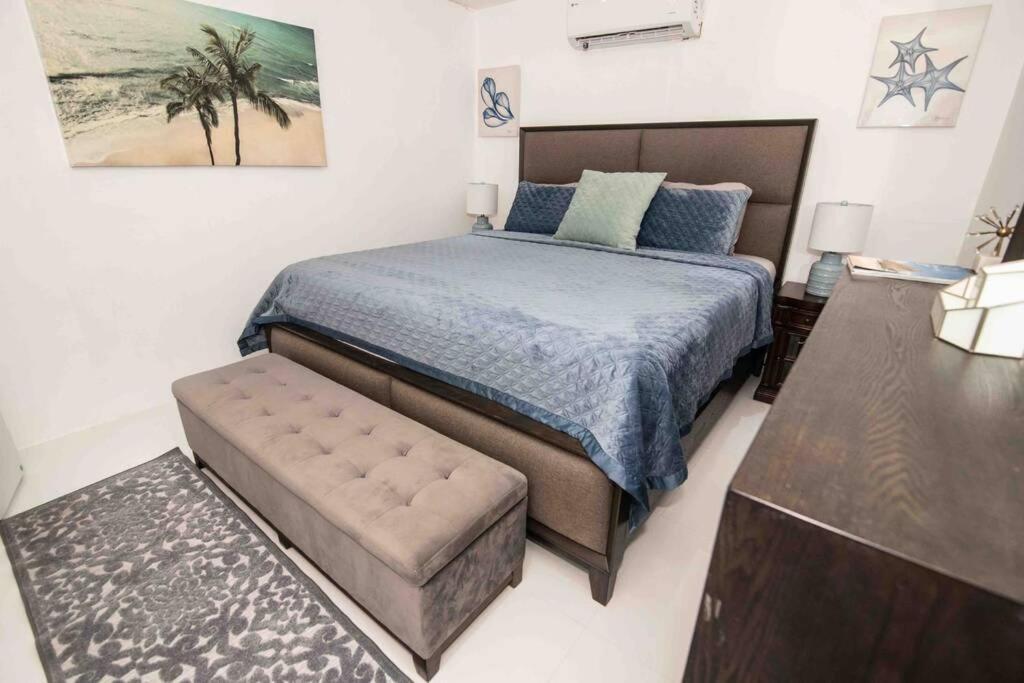 Modern 2Br With Kingbed In The Heart Of Isla Verde Strip Apartman San Juan Kültér fotó
